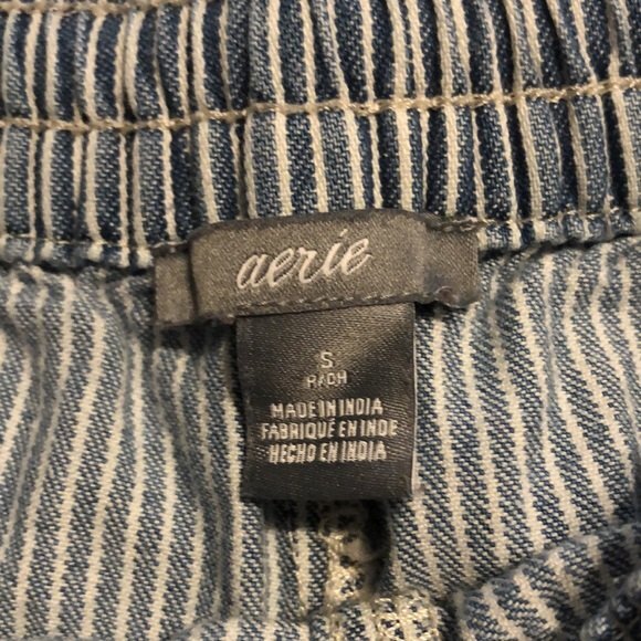 Aerie size small pull on stripped shorts - Picture 2 of 2